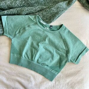 AYBL Empower Seamless Short Sleeve Crop Top